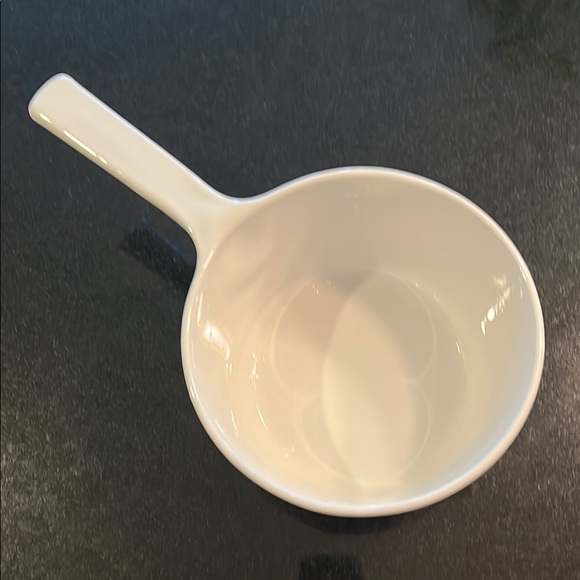 "Merry Christmas 1983" White Corningware Saucepan - 1 1/2L with Lid - Picture 6 of 12